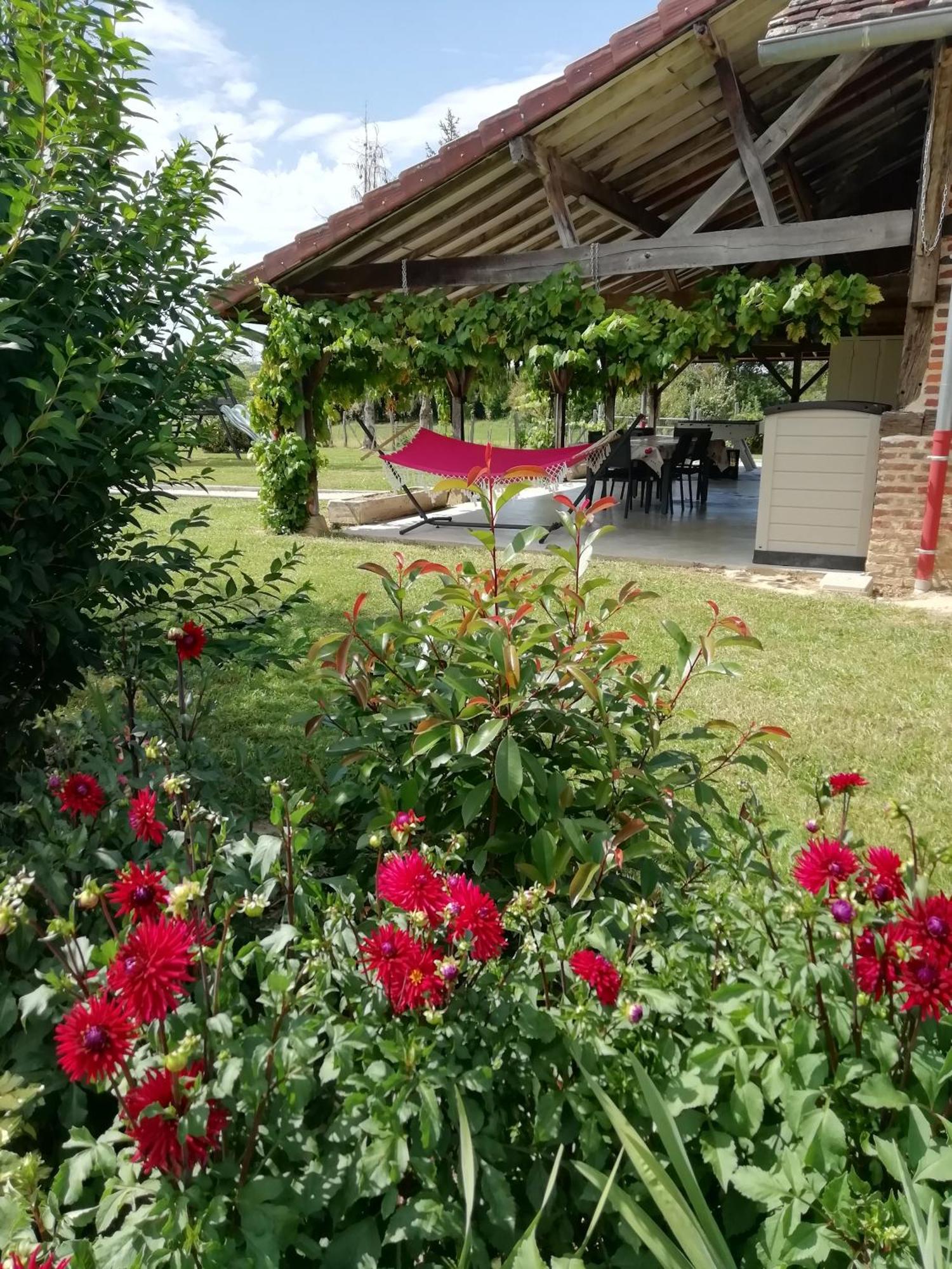 Une Pause A La Campagne Mervans Ngoại thất bức ảnh